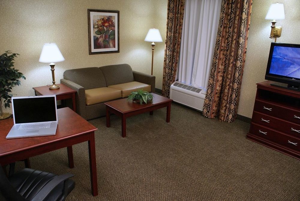 Hampton Inn & Suites Toledo-Perrysburg Rossford Quarto foto